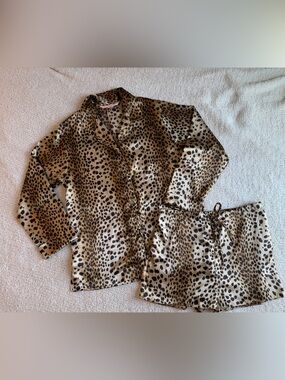 Victoria's Secret Leopard Print Satin Pajama Set VINTAGE Y2K XS